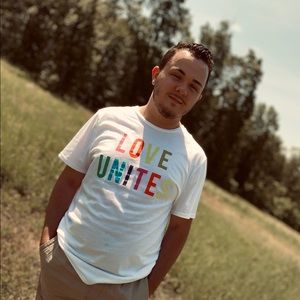 Meet your Posher, Joshua